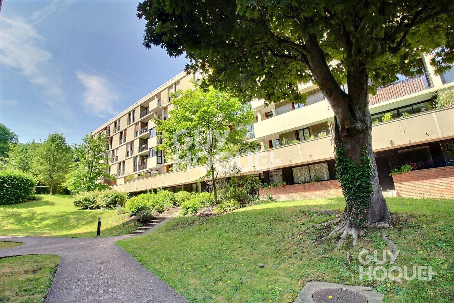 À vendre : Appartement 3 pièces à Chaville - Un vrai petit coin de paradis !