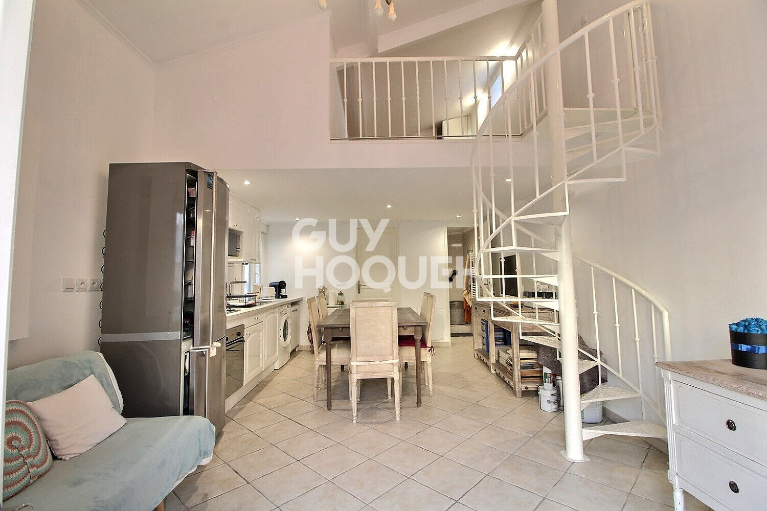 MAISON CHAVILLE  RG/RERC