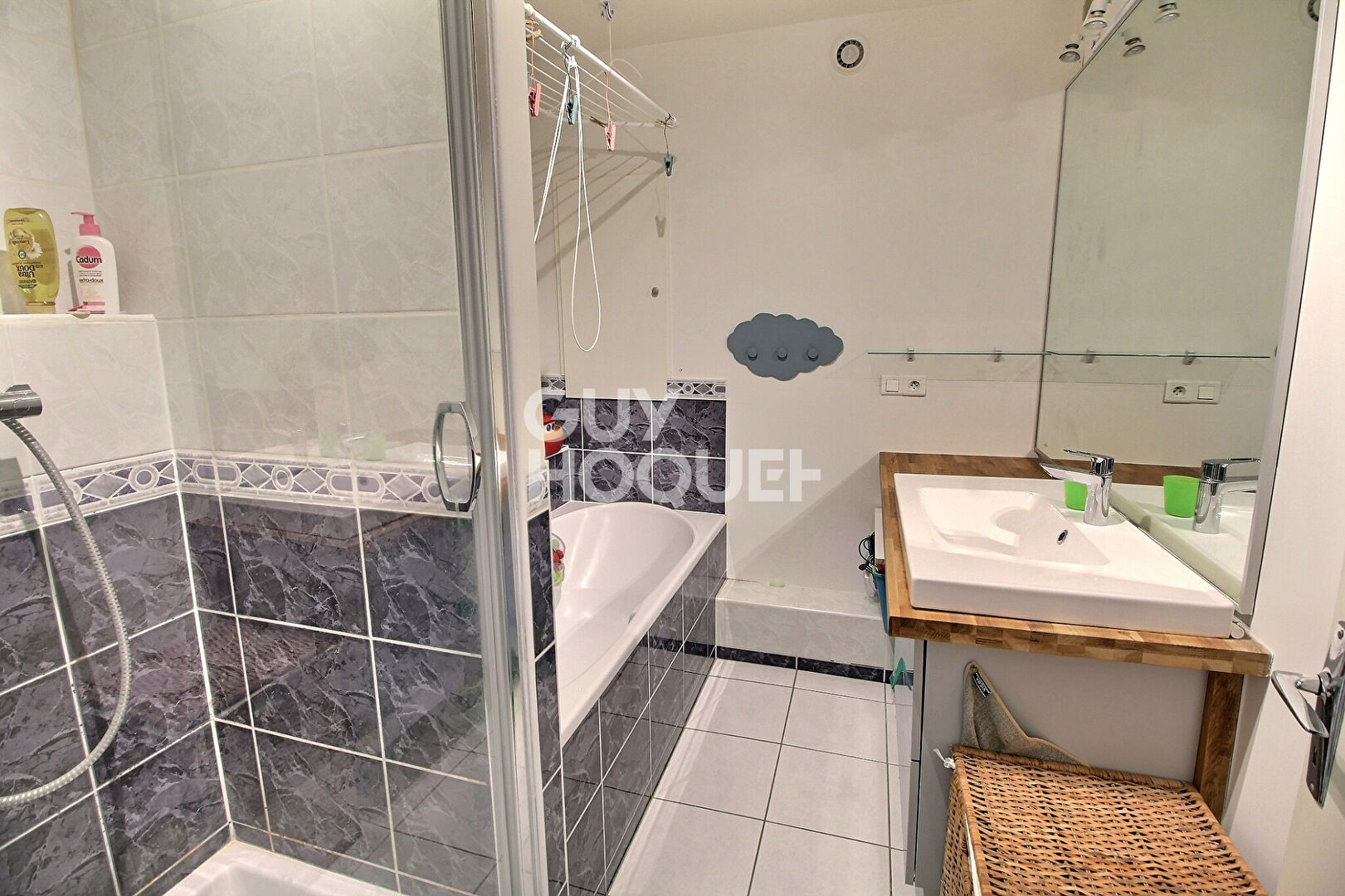 A vendre Appartement Chaville coeur de ville 5 pièces en étage élevée