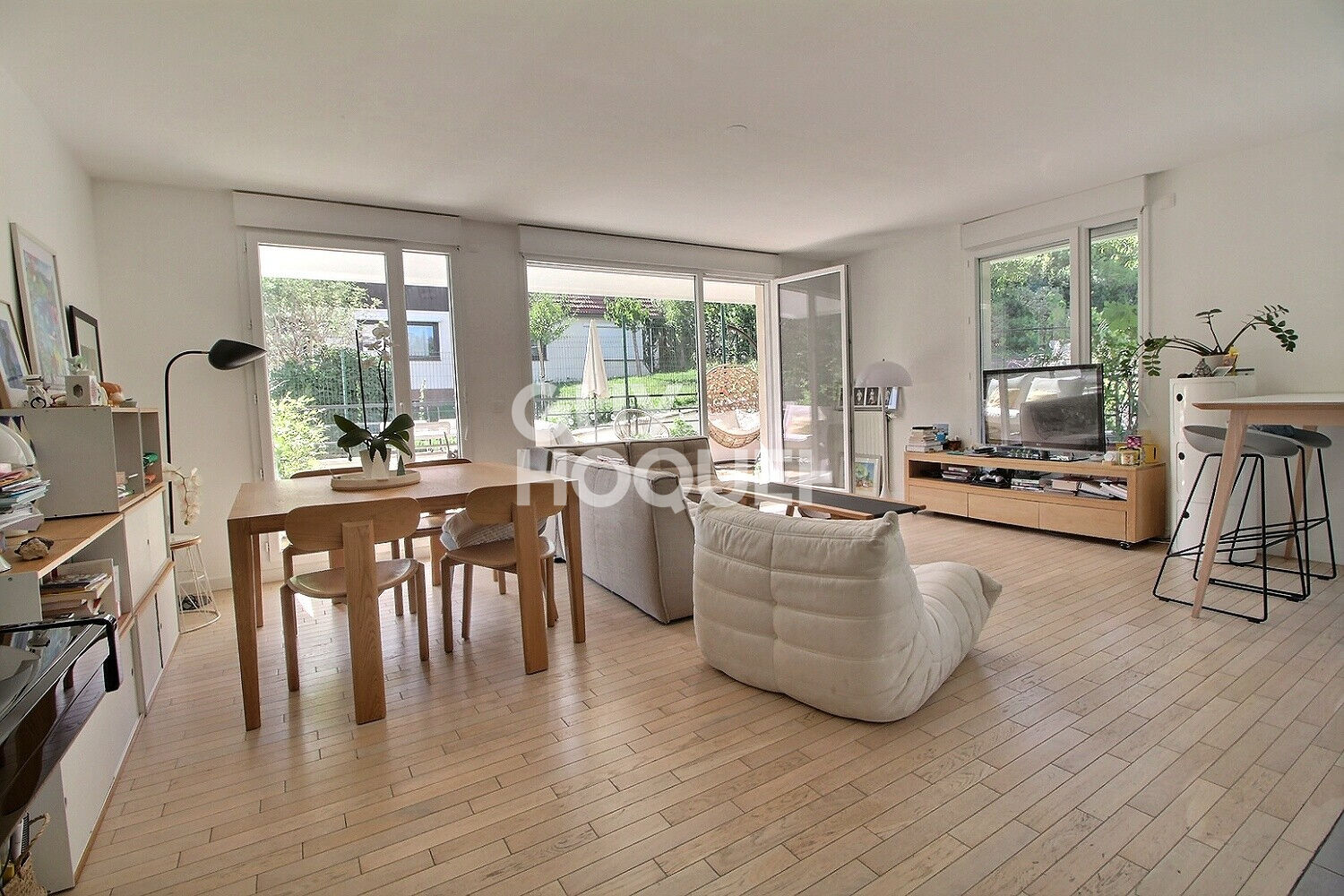 CHAVILLE COEUR DE VILLE - ELEGANT ET LUMINEUX APPARTEMENT 4 PIECES AVEC DEUX TERRASSES