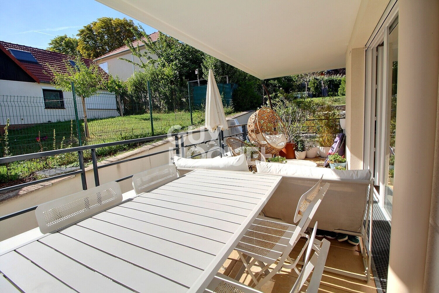 CHAVILLE COEUR DE VILLE - ELEGANT ET LUMINEUX APPARTEMENT 4 PIECES AVEC DEUX TERRASSES