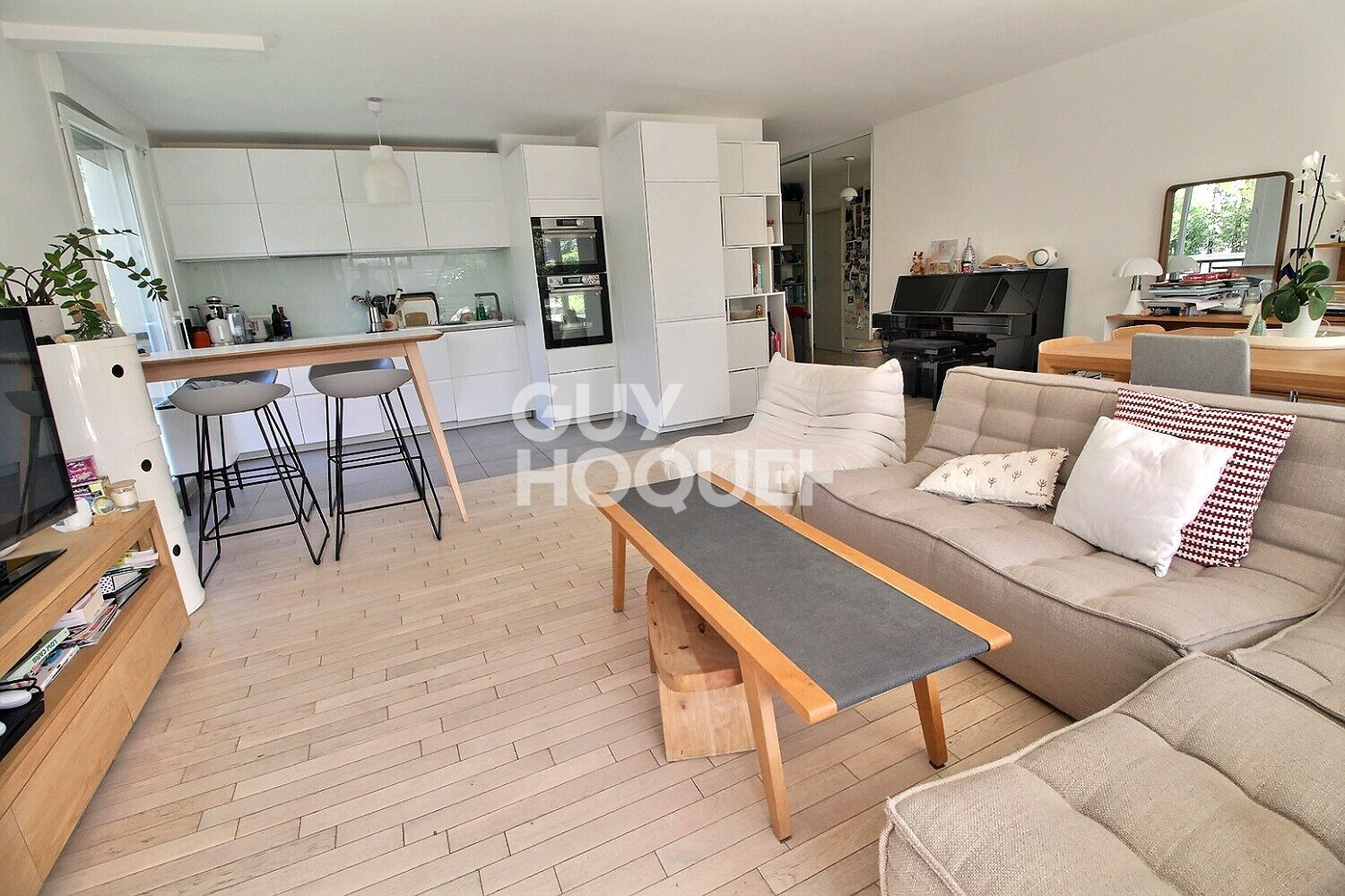 CHAVILLE COEUR DE VILLE - ELEGANT ET LUMINEUX APPARTEMENT 4 PIECES AVEC DEUX TERRASSES