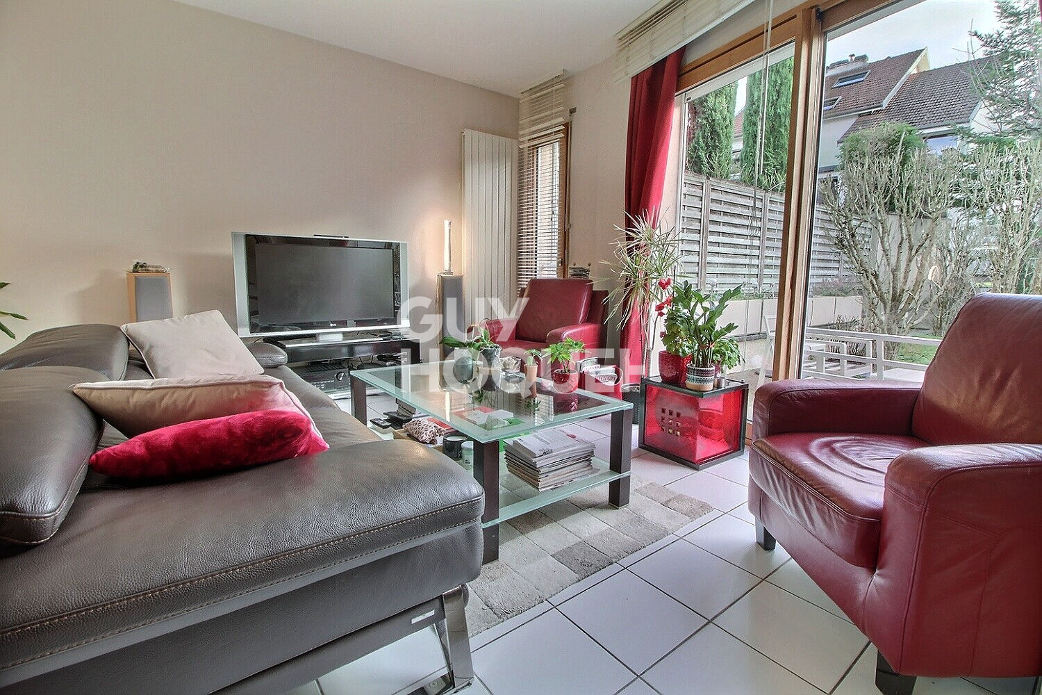 Charmante Maison à Vendre à Chaville - 3 Chambres et Grand Séjour !