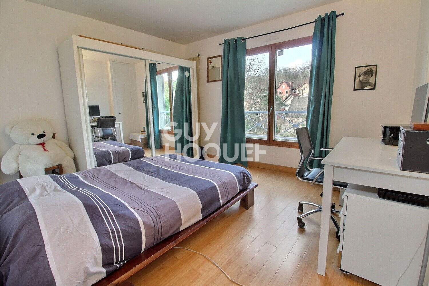 Charmante Maison à Vendre à Chaville - 3 Chambres et Grand Séjour !