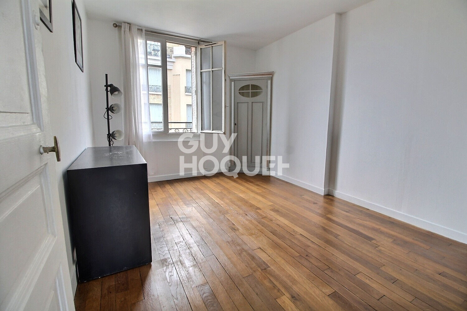 Studio meublé 1 pièce à louer à Versailles