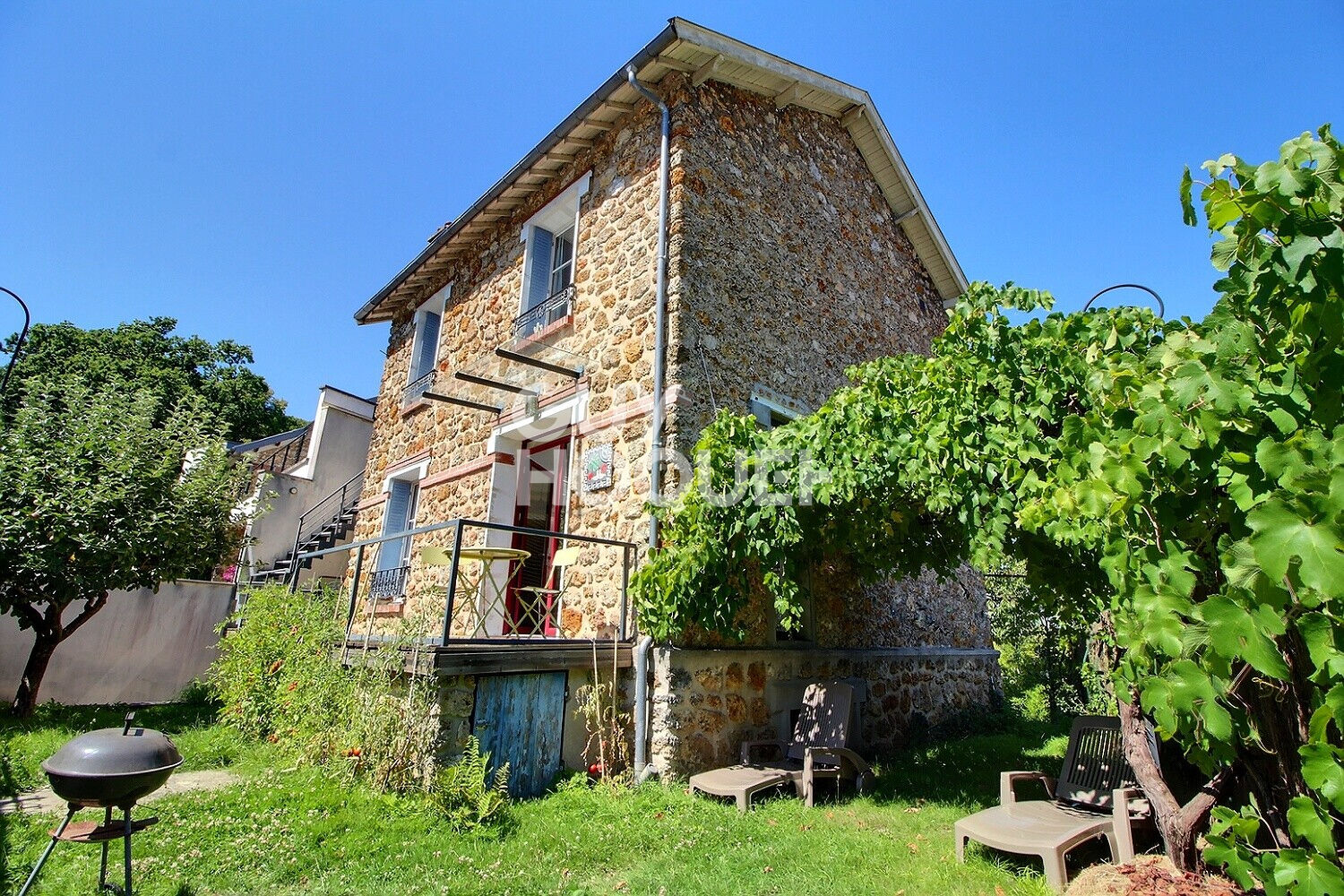 VELIZY BAS maison 4 ch. face étang