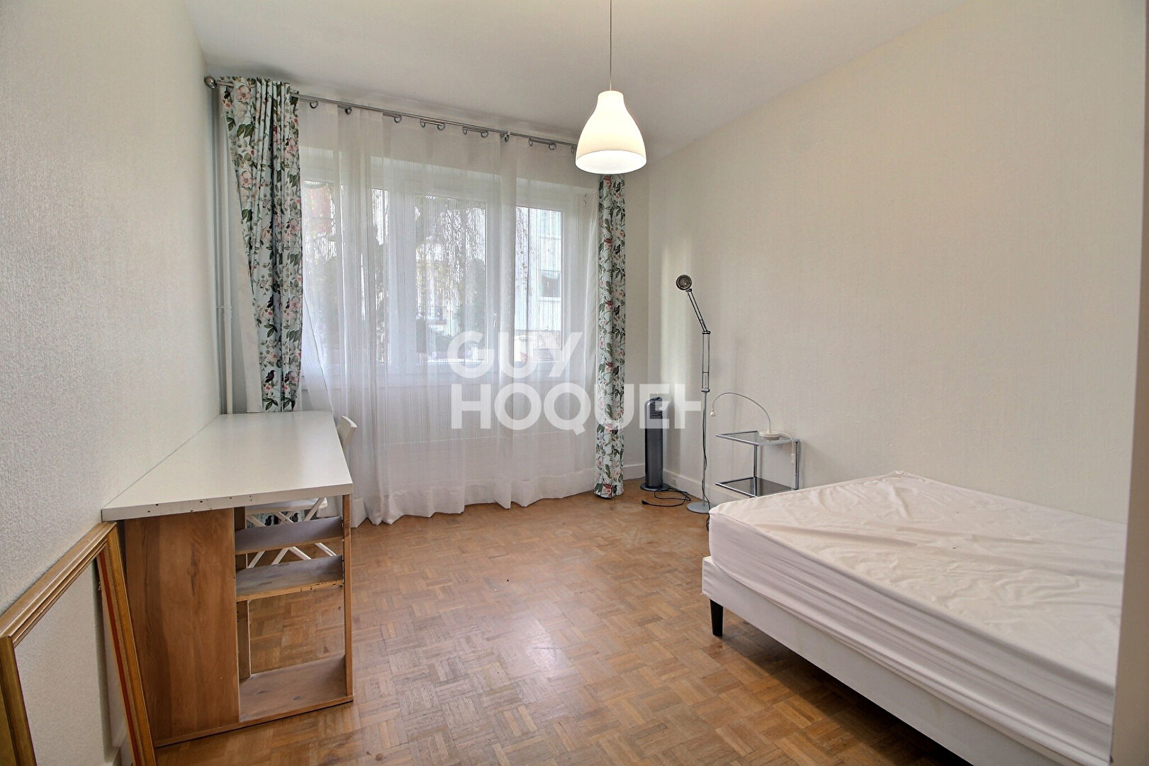 CHAVILLE RIVE DROITE APPARTEMENT 3P TRAVERSANT AVEC VUE DEGAGEE