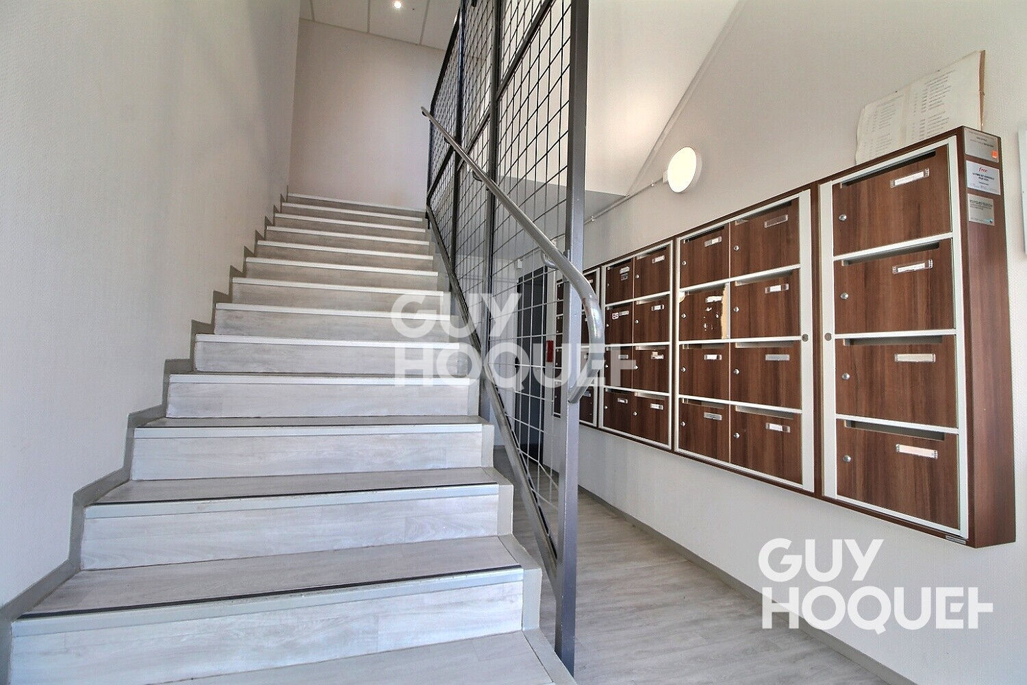 Appartement Chaville 2 pièces avec parking