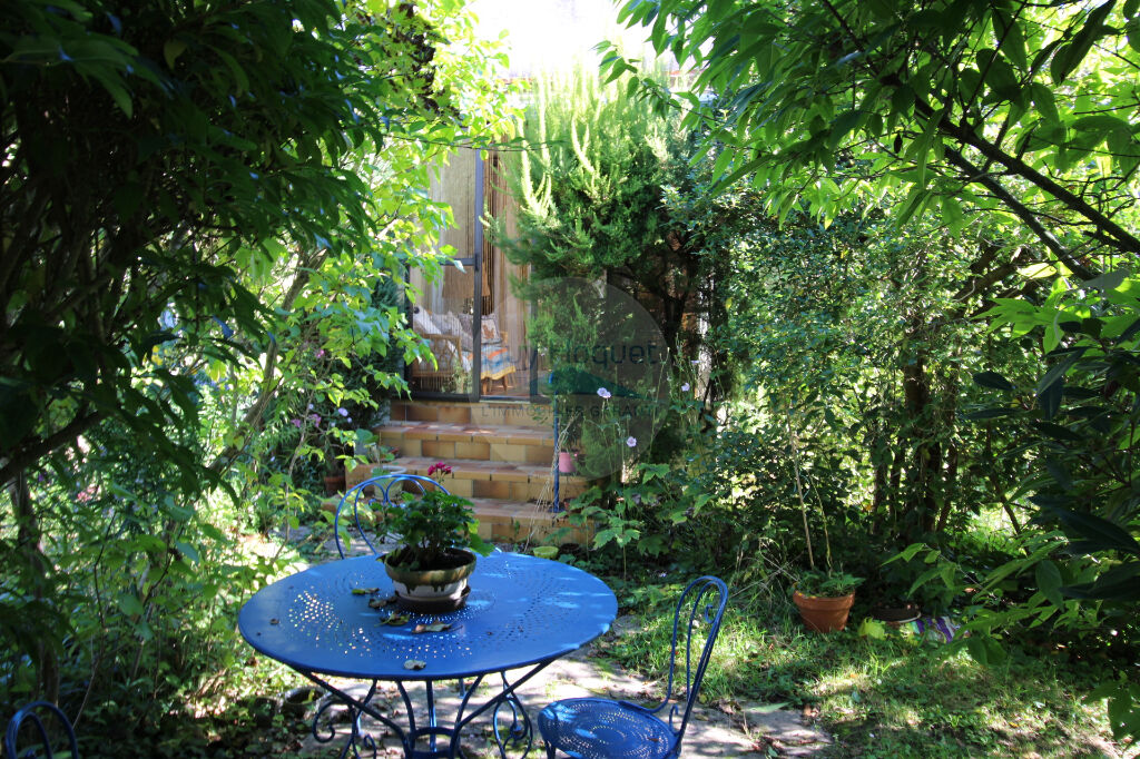 Maison Velizy Bas 3 chambres avec beau potentiel