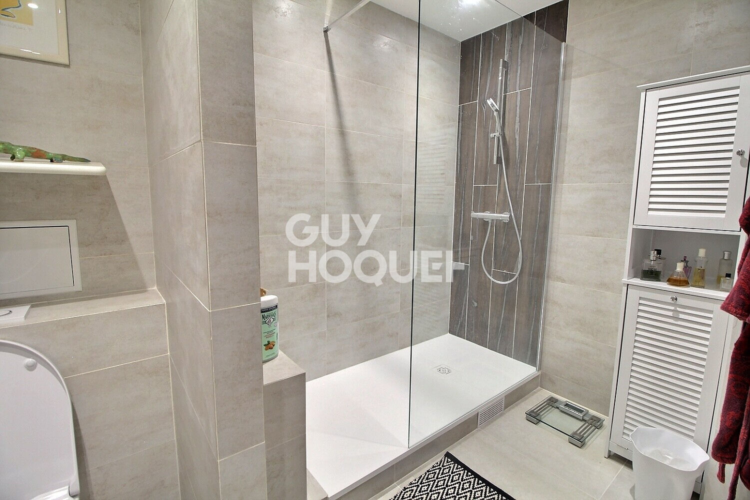 Chaville rive droite, un appartement 5  pièces  de 127 m²