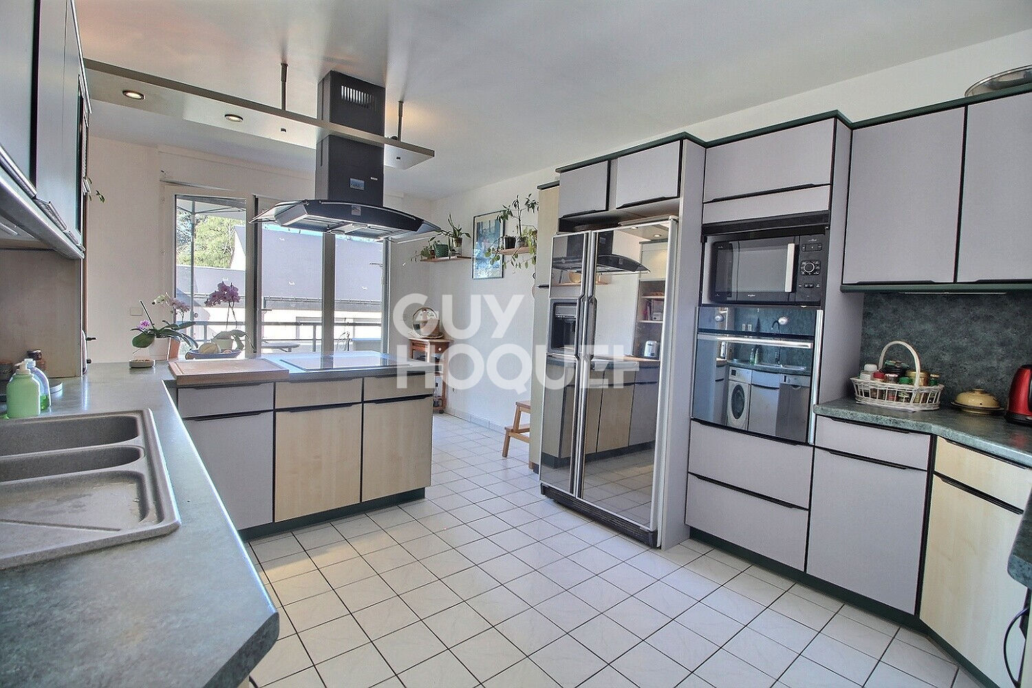 Chaville rive droite, un appartement 5  pièces  de 127 m²