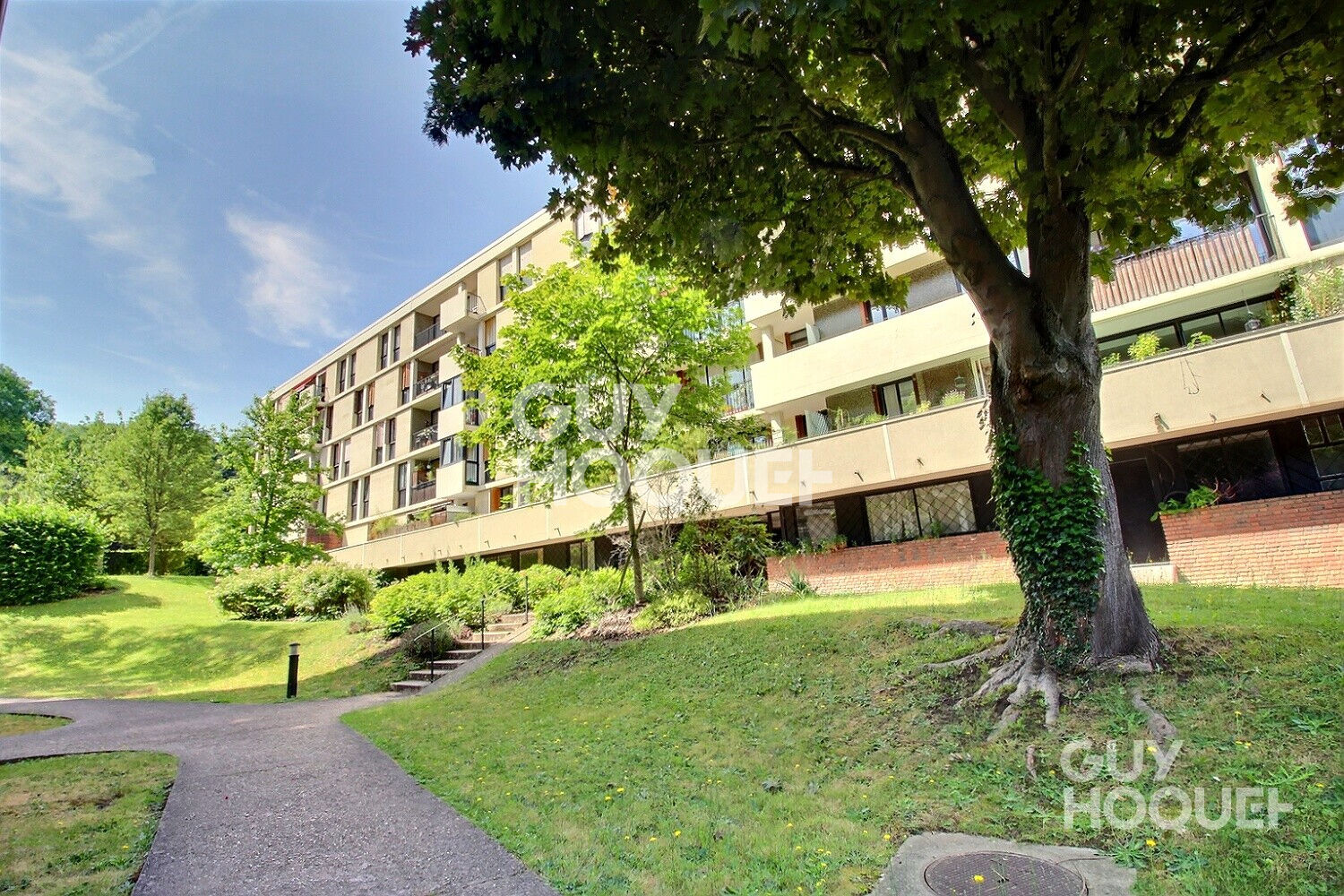 À vendre : Appartement spacieux de 5 pièces à Chaville