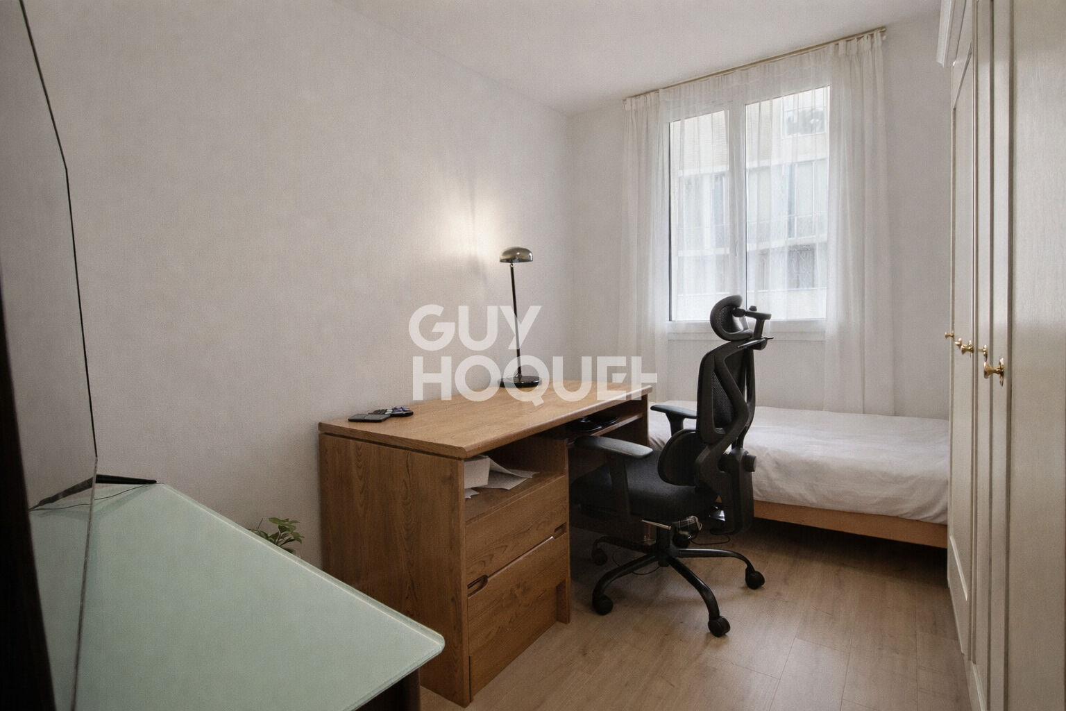 À vendre : Appartement spacieux de 5 pièces à Chaville - Exclusivité Guy Hoquet