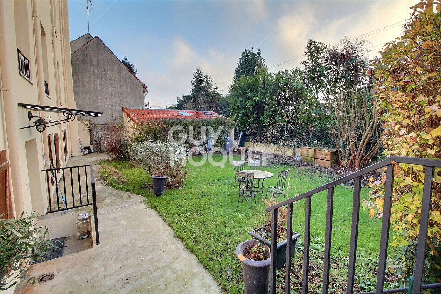 Maison à louer - 2 pièces à Chaville