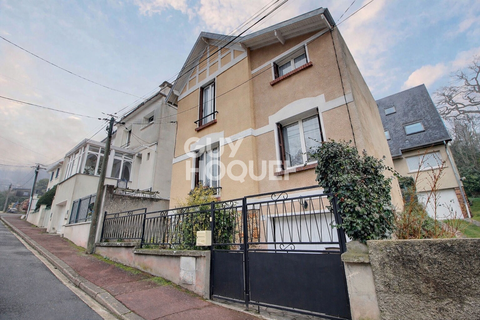 QUARTIER RIVE DROITE - A VENDRE MAISON 7 PIECES AU CALME - JARDIN GARAGE