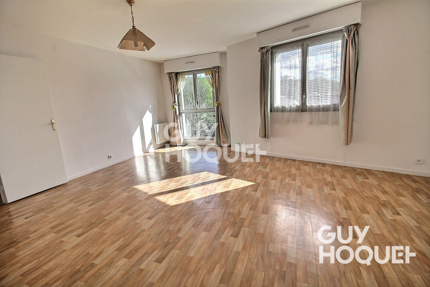 Appartement Viroflay 3 pièces avec box