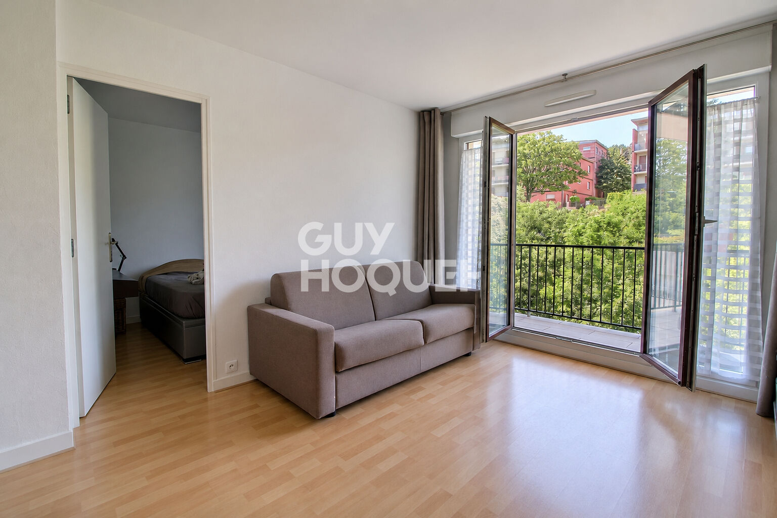 Appartement 3 pièces ? Étage élevé avec terrasse