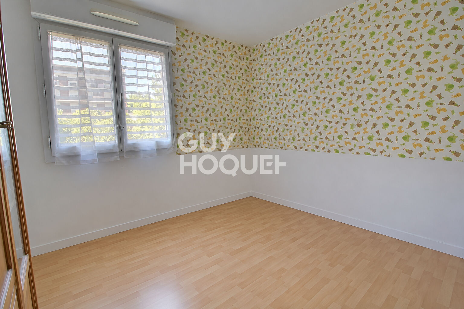 Appartement 3 pièces ? Étage élevé avec terrasse