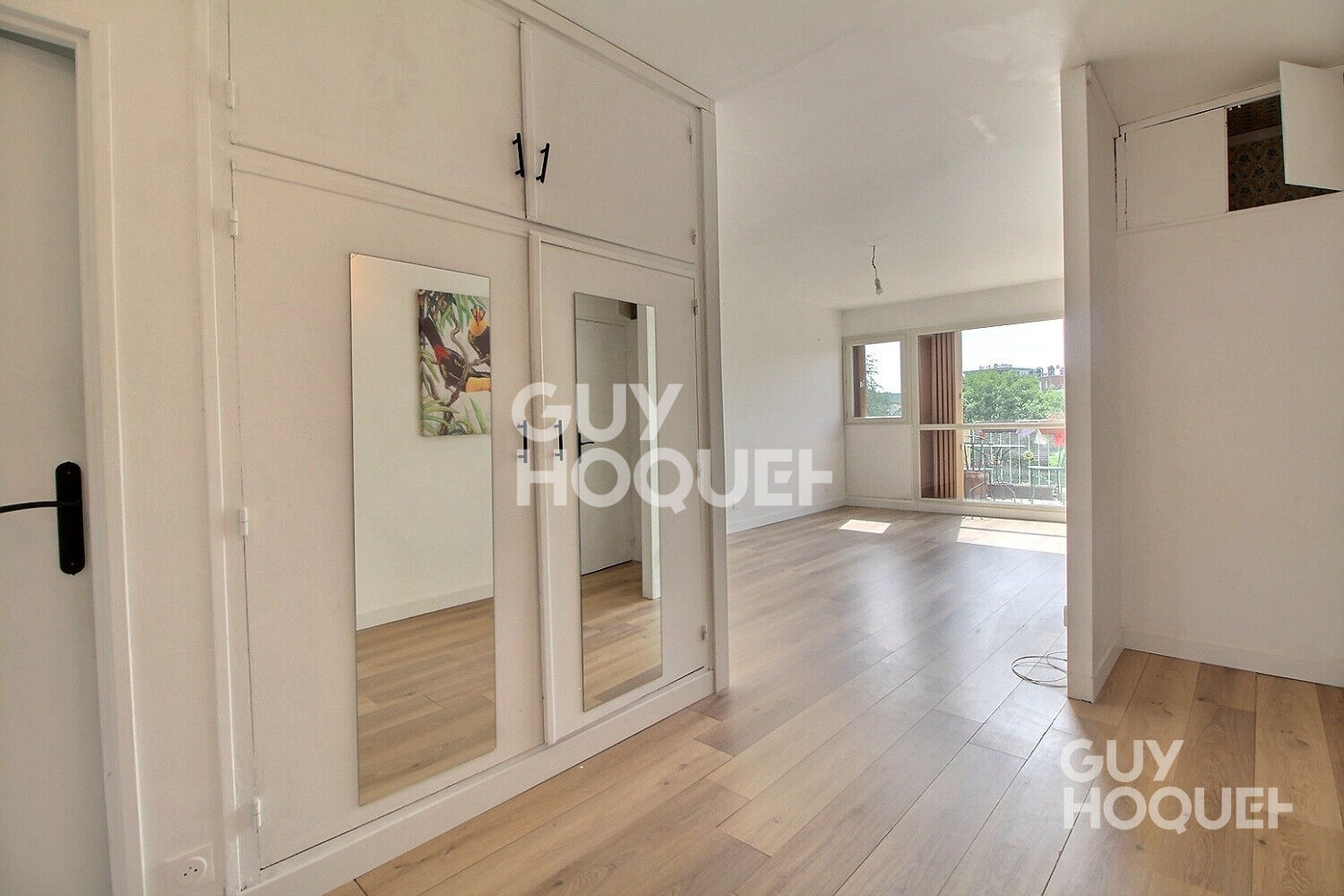 Appartement 3 pièces avec grand balcon sur Chaville