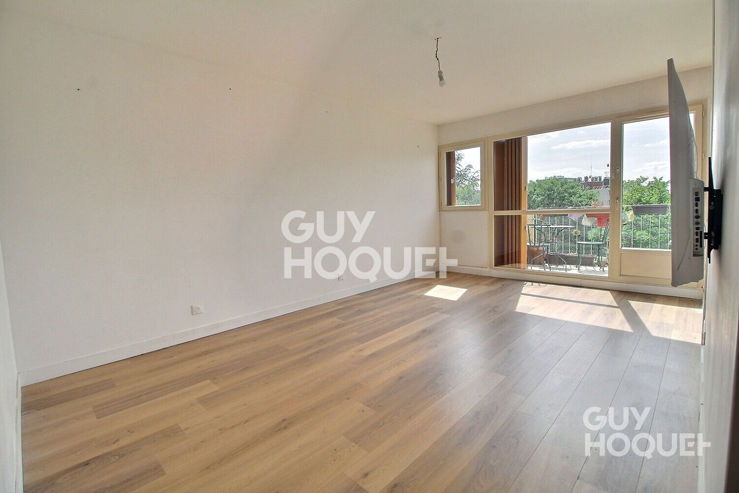 Appartement 3 pièces avec grand balcon sur Chaville