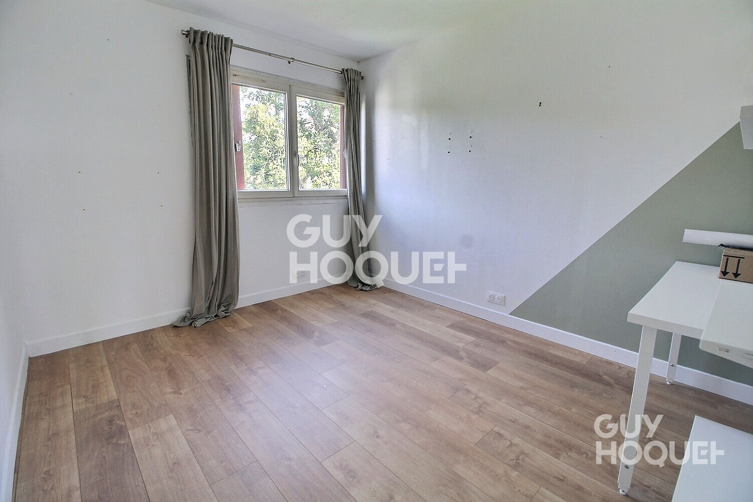 Appartement 3 pièces avec grand balcon sur Chaville