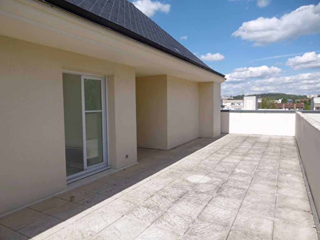 APPARTEMENT DE 5 PIECES