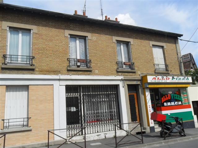 APPARTEMENT D'UNE PIECE