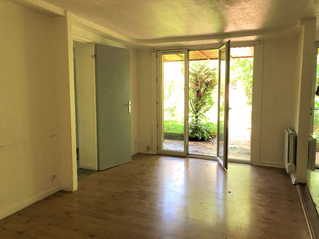 MAISON 2 PIECES - 1 CHAMBRE