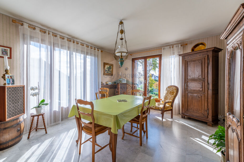 Maison Chelles 6 pièces 111.38 m2 habitable et 190m² surface utile