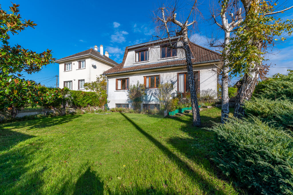 Maison Chelles 6 pièces 111.38 m2 habitable et 190m² surface utile