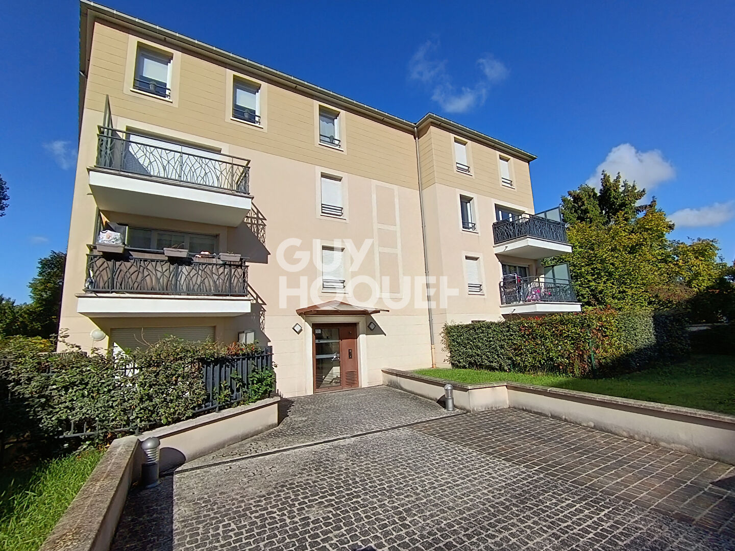 Studio avec terrasse, jardin, garage et chauffage géothermique  Chelles (77500)