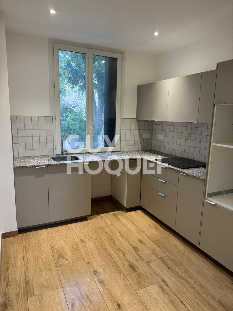 Maison à louer - 5 pièces - CHELLES, Centre-ville - Gare - Abbesses