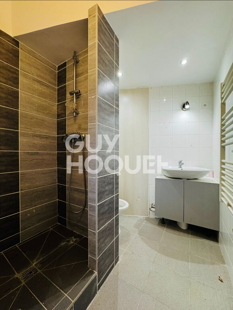 Local commercial Chelles 69.01 m2