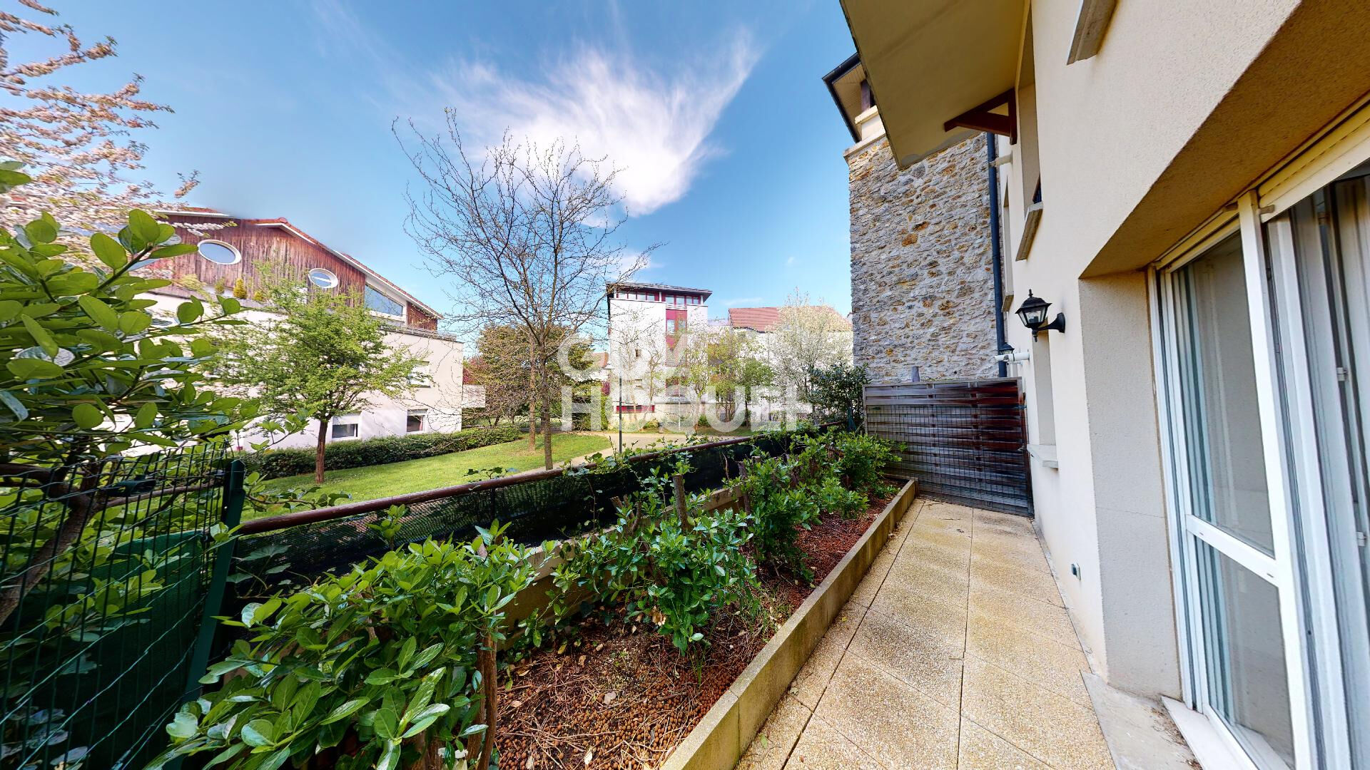 Appartement 3 pièces rdc  en duplex Chessy Bourg