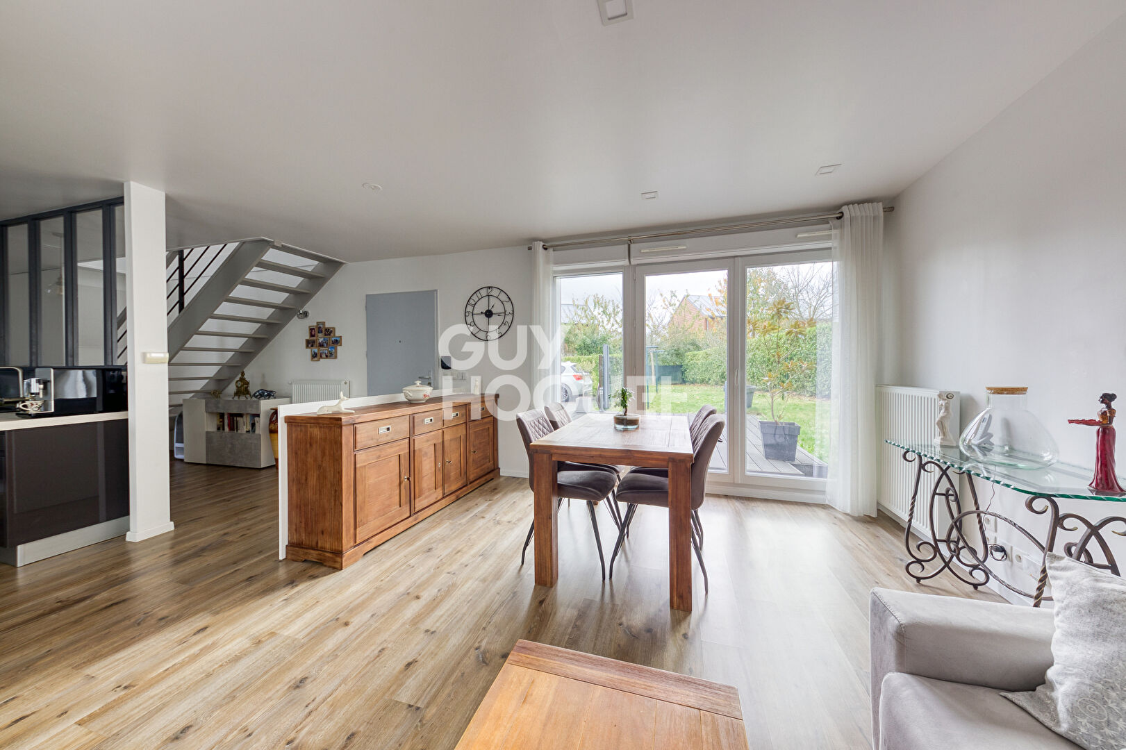 Maison Chessy 5 pièce(s) 4 chambres 120 m2