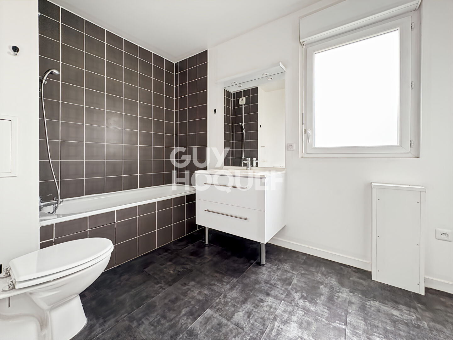 Maison de ville à vendre à Chessy  - Centre Urbain