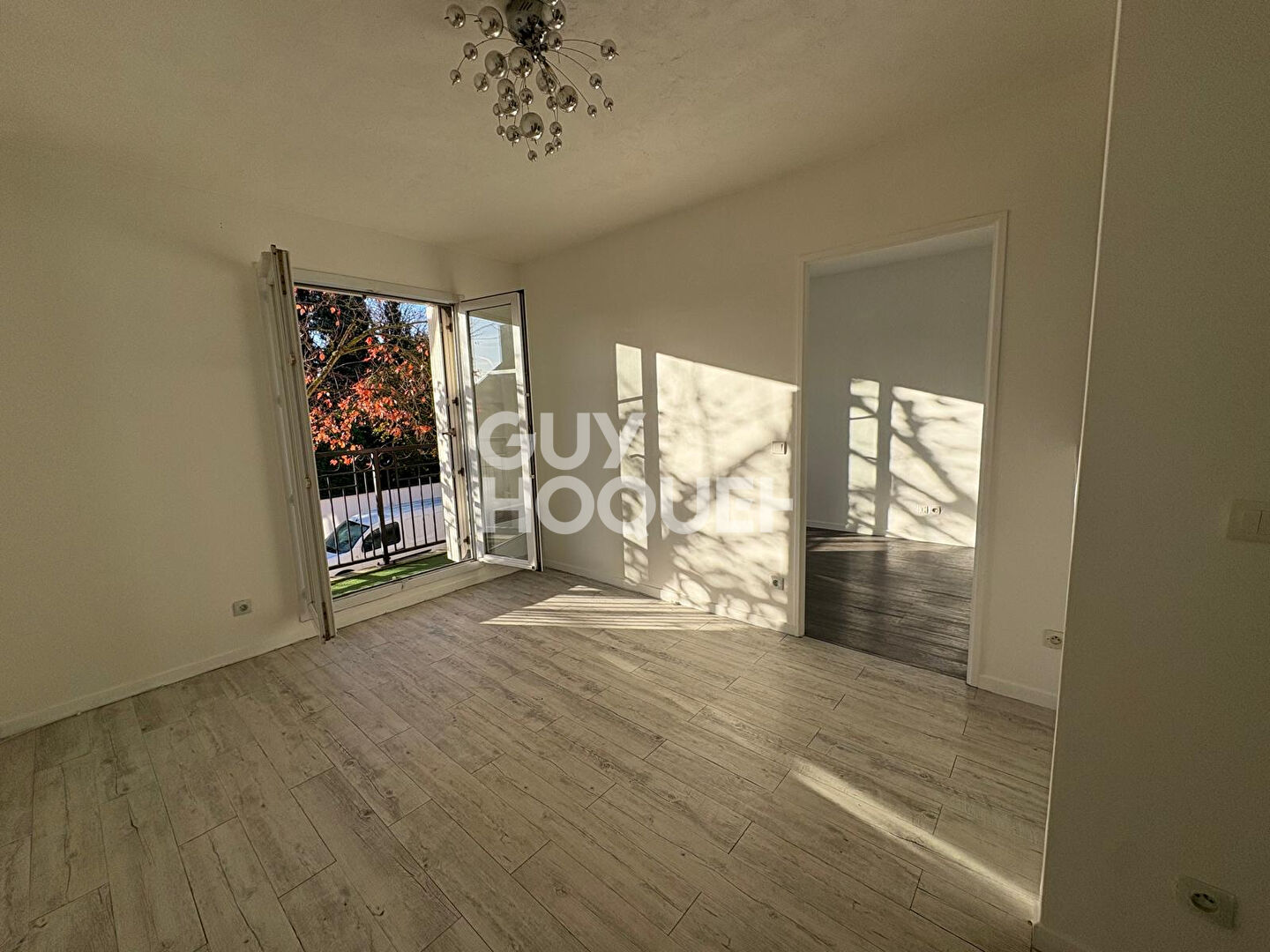 Appartement Bailly Romainvilliers 2 pièce(s) 33.70 m2
