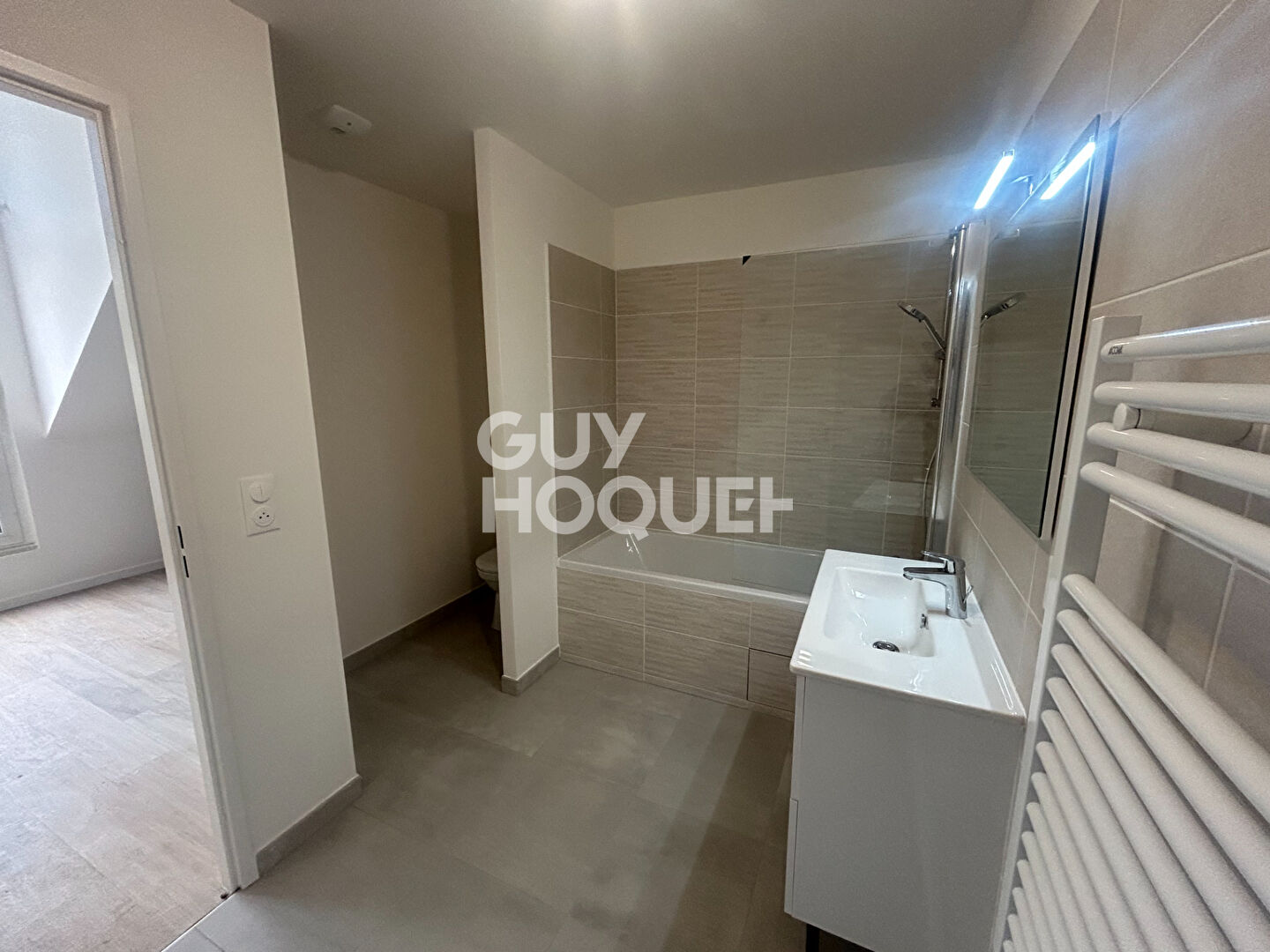 Appartement Bussy Saint Georges 2 pièce(s) 43.61 m2