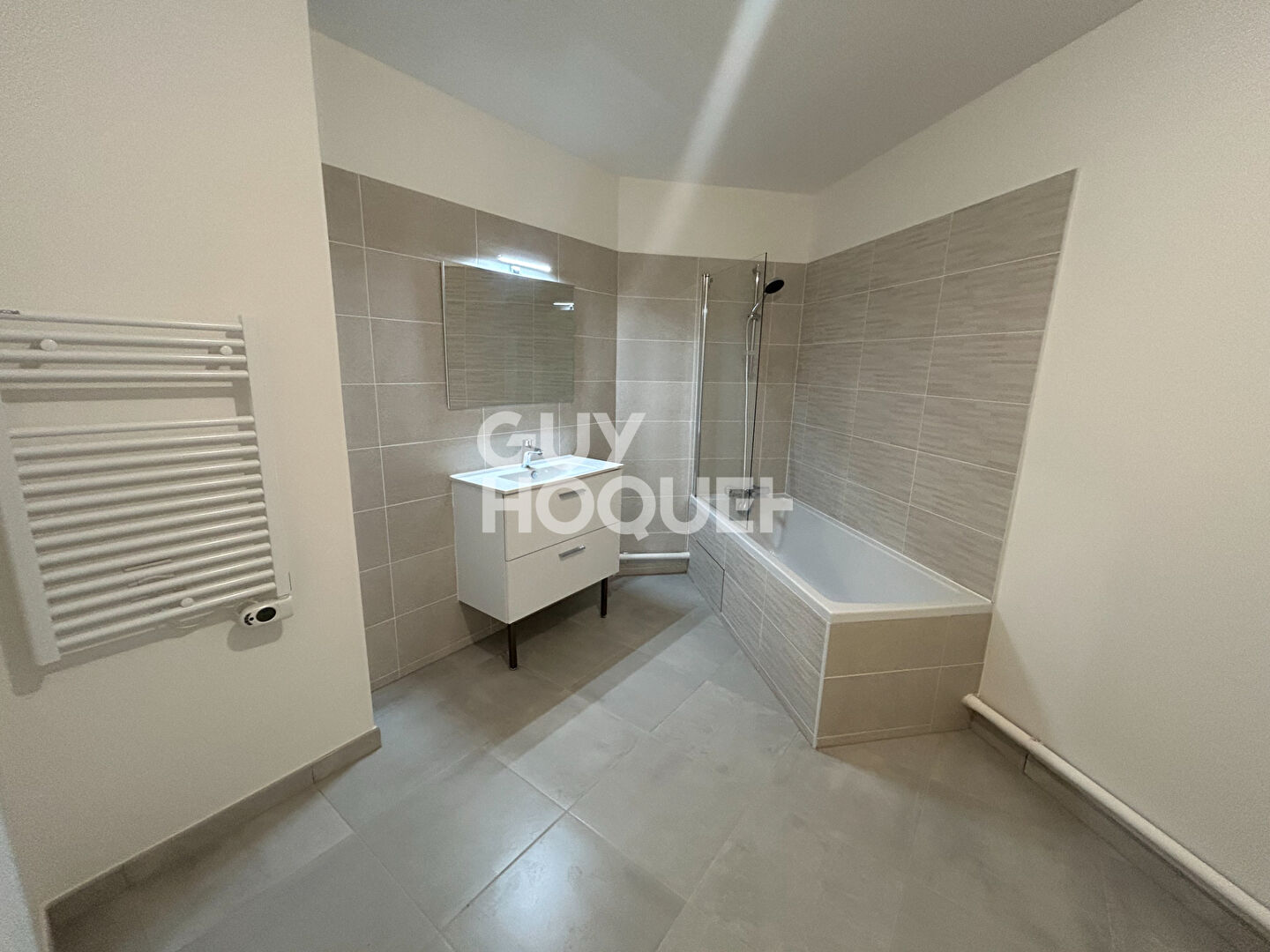 Appartement Bussy Saint Georges 2 pièce(s)