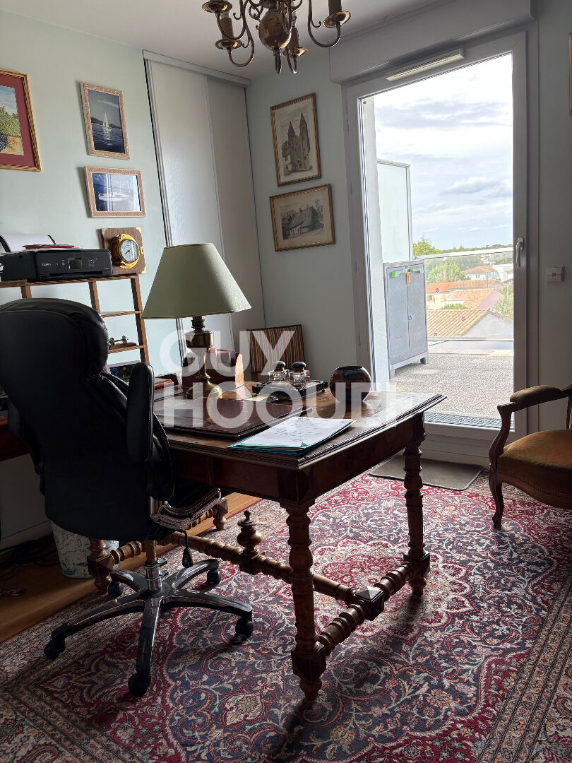 APPARTEMENT T5 EN ATTIQUE PLEIN CENTRE DE PESSAC