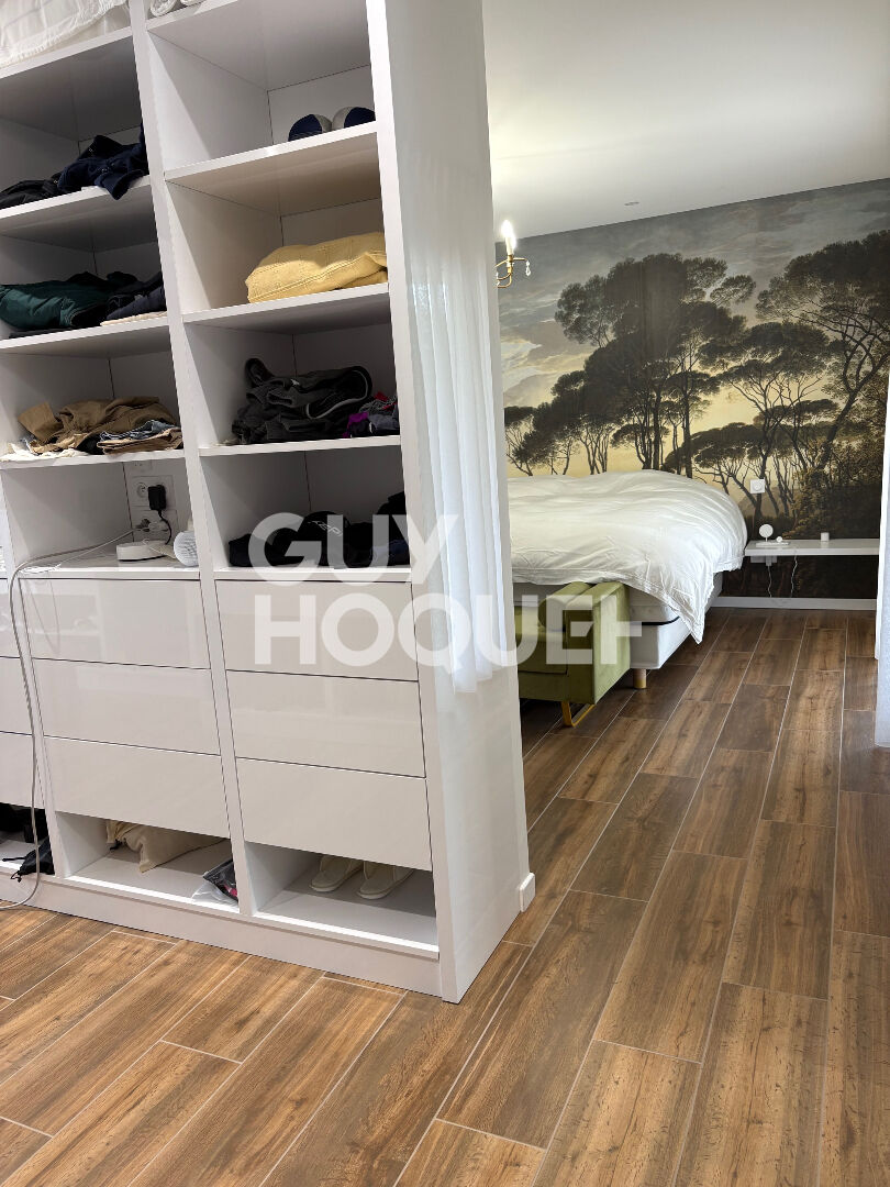 Maison contemporaine spacieuse à vendre à Pessac - 766 500