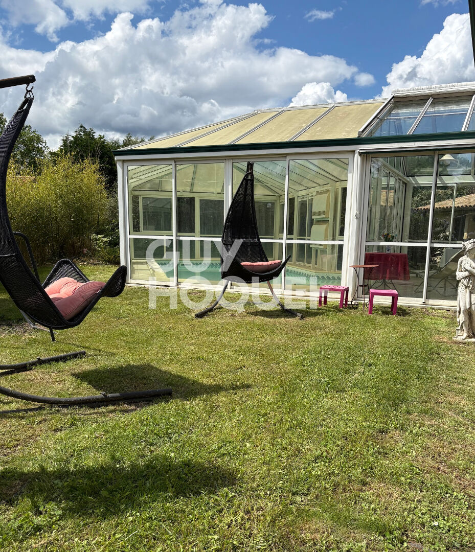 Maison contemporaine spacieuse à vendre à Pessac - 766 500