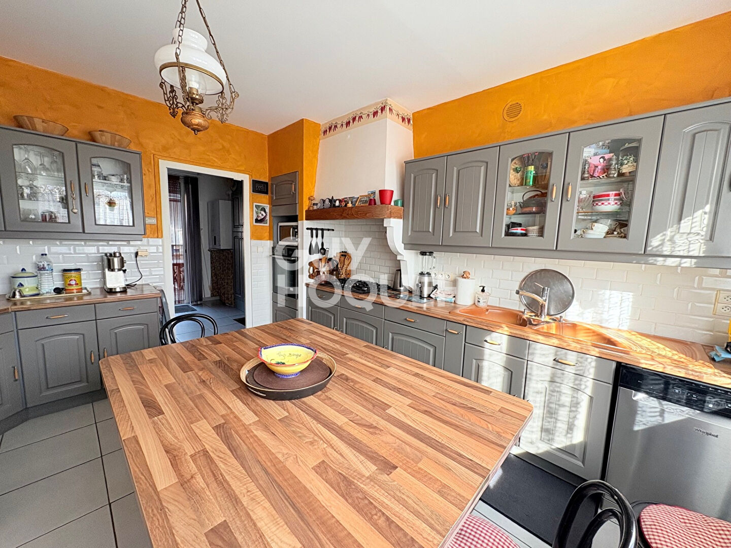 MAISON FAMILIALE PARFAIT ÉTAT avec dépendance 160m2