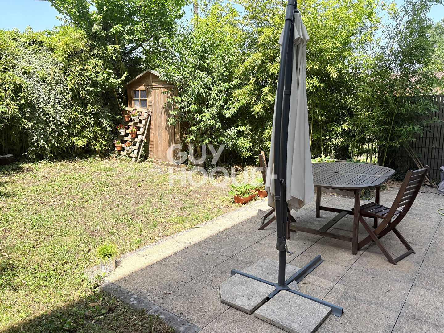 APPARTEMENT AVEC  JARDIN PROCHE TRAM