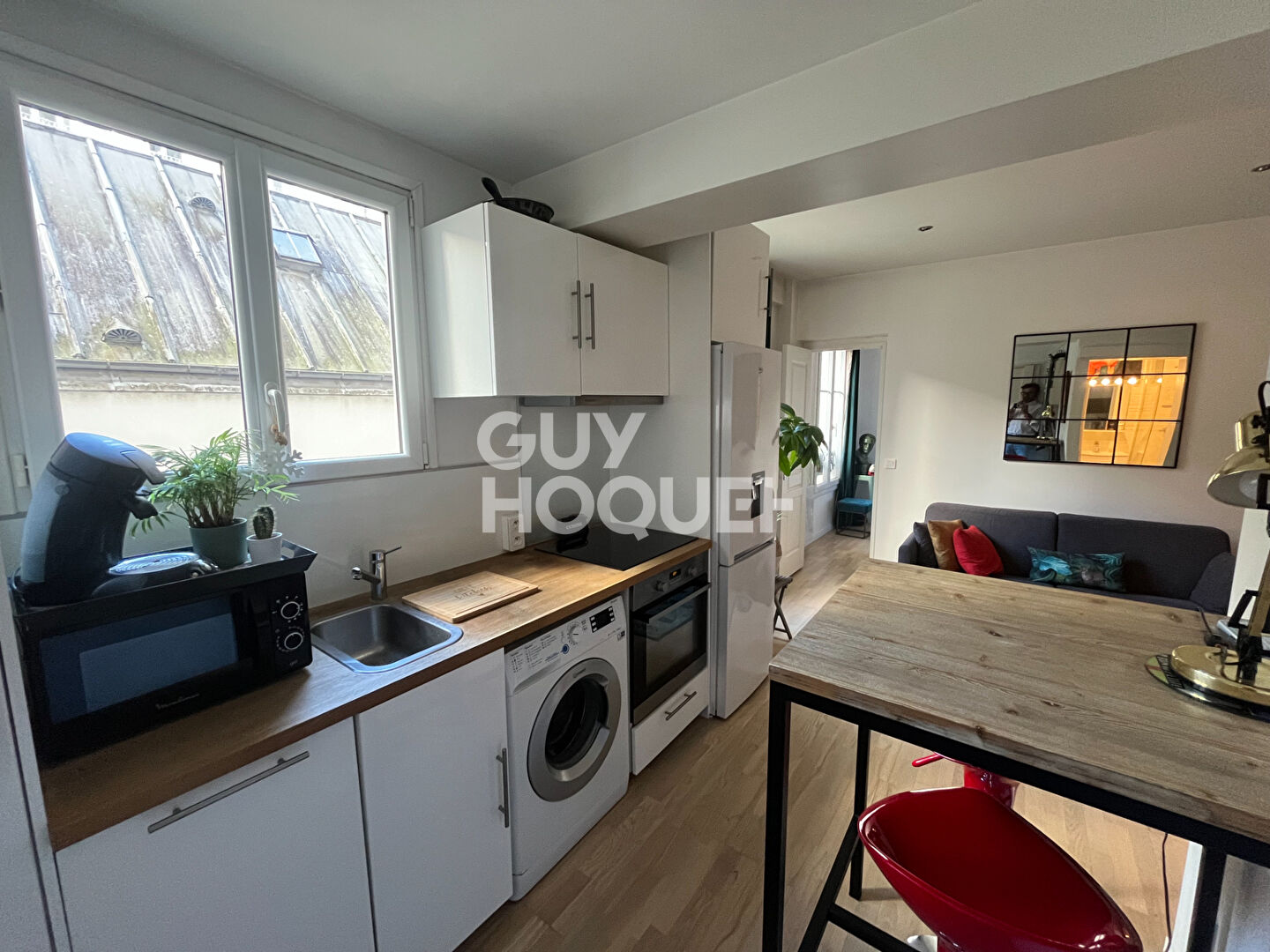 Appartement 2 pièces à vendre à Paris 15°.