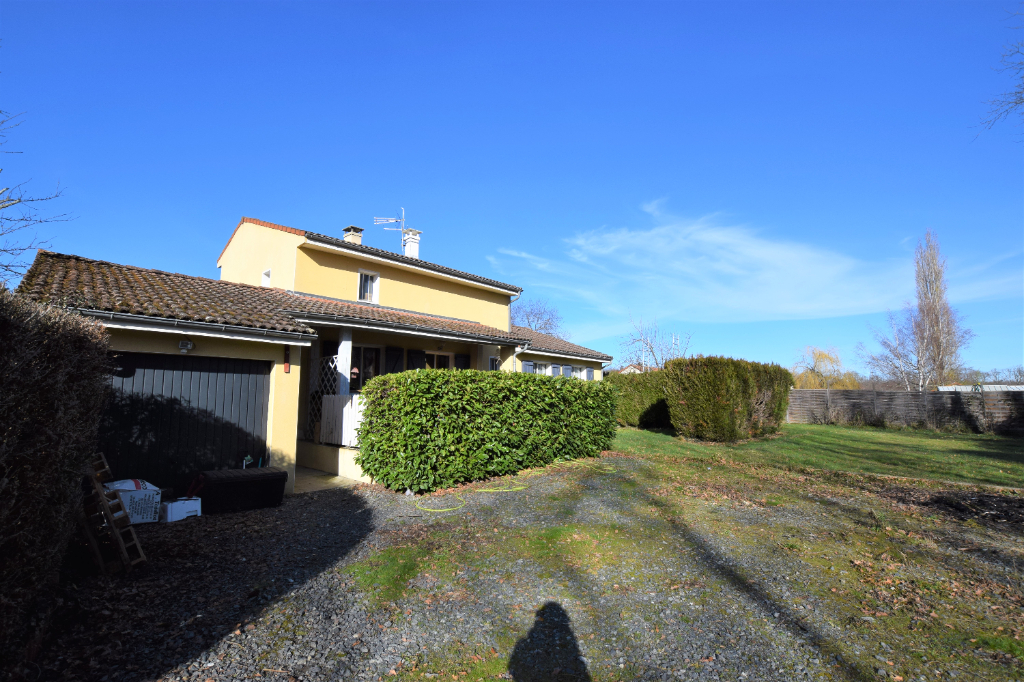 Randan - Maison Type 5 de 132 m² avec jardin 1505 m²