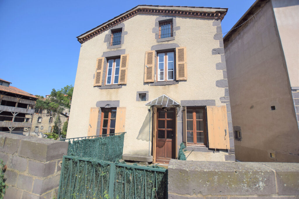 Maringues - Maison T3 Bis avec garage et terrasse