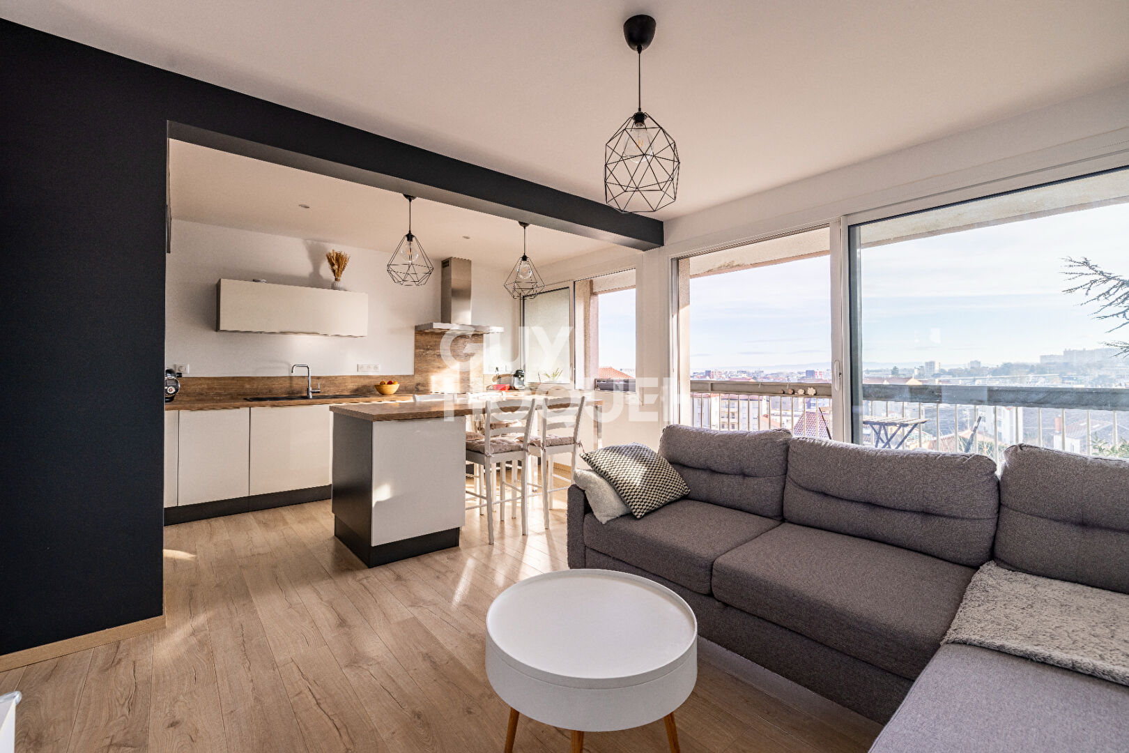 Appartement T4 de 68m² avec balcon et stationnement secteur Vallières