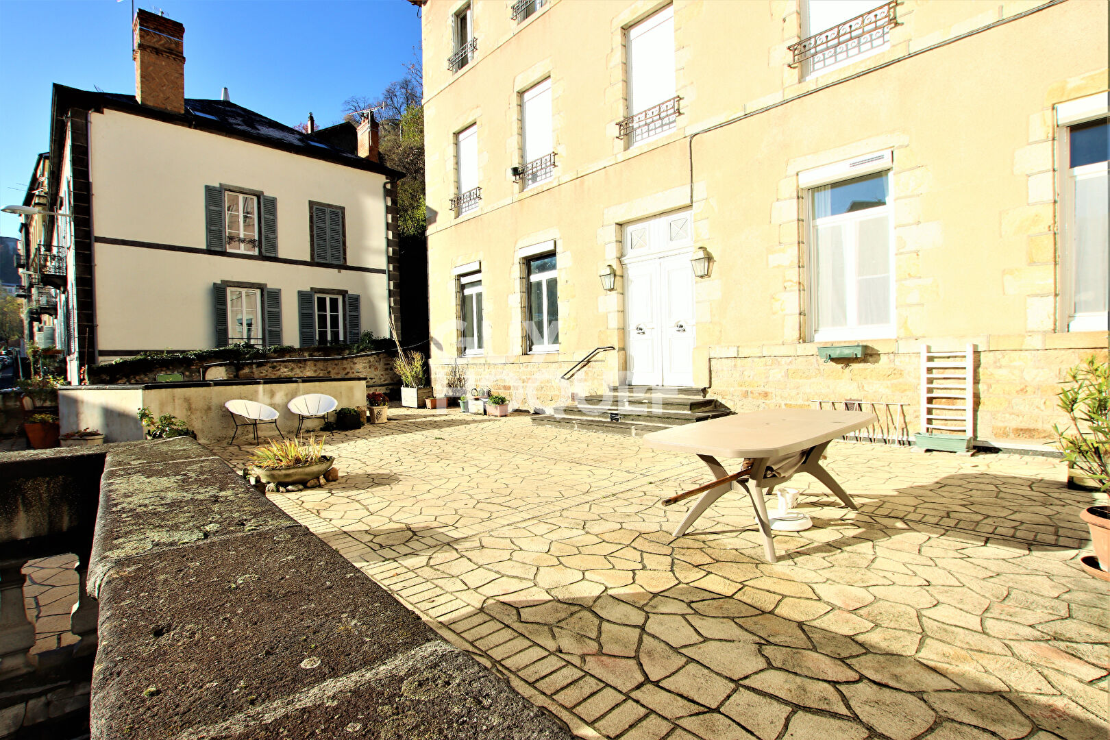 Royat - Appartement de caractère T2 de 64 m2