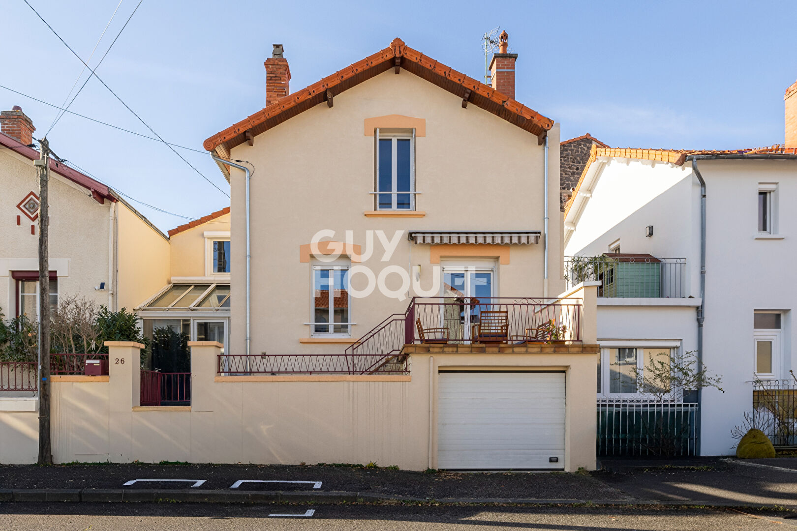 Clermont-Ferrand - Maison T4 de 120 m² avec garage et cour